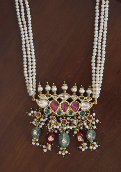 Naaz Silver Necklace