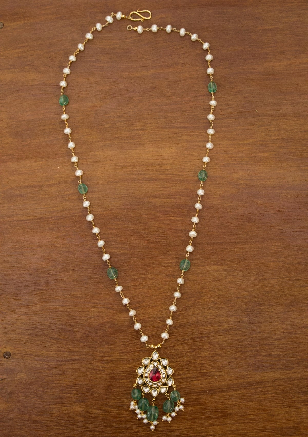 Neera Silver Pendant Necklace