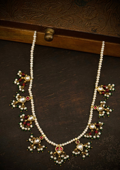 Raha Silver Necklace