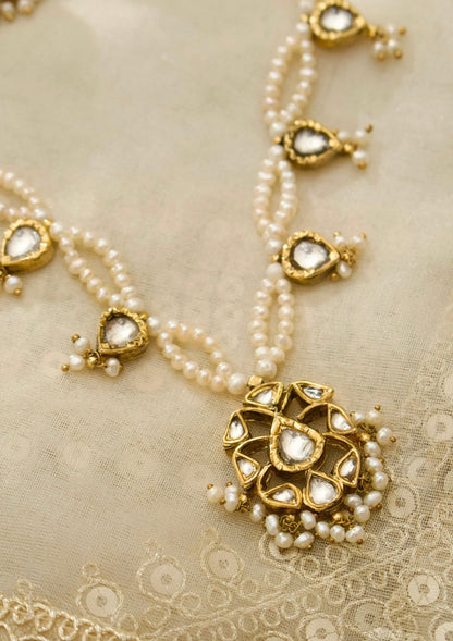 Saanjh-E-Noor Silver Necklace