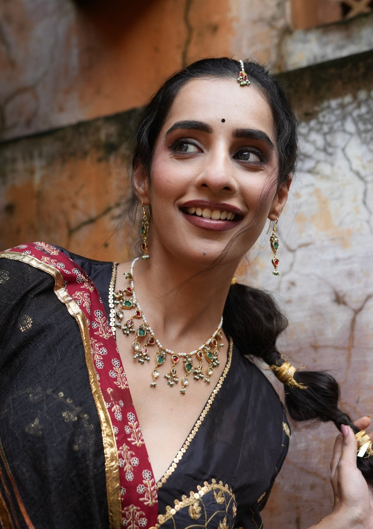 Meera-E-Diya Silver Necklace