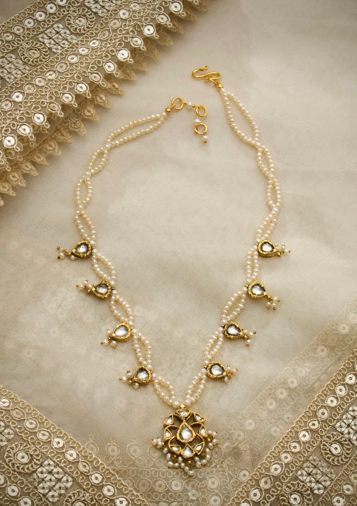 Saanjh-E-Noor Silver Necklace