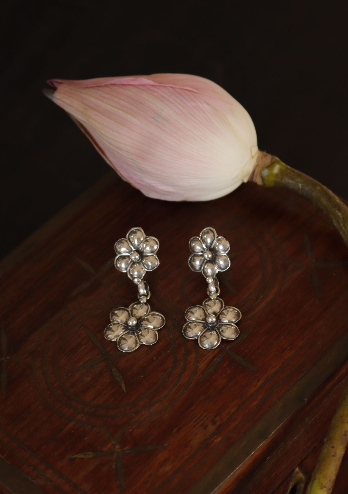 Chandni Phool Silver Earrings