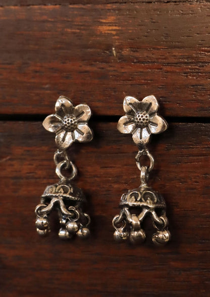 Nirvi Silver Jhumki Earrings
