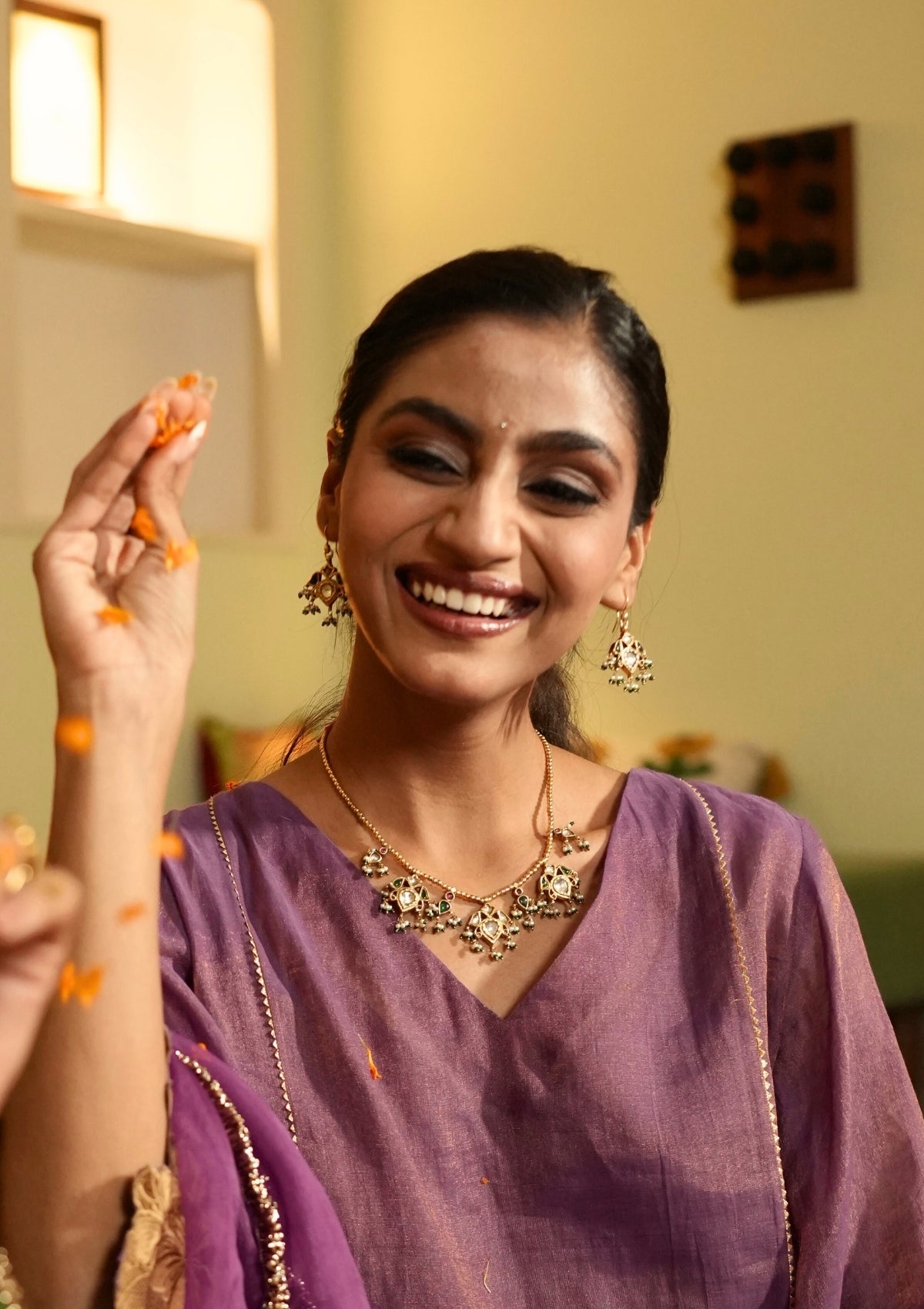 Roshini-E-Kiran Silver Necklace