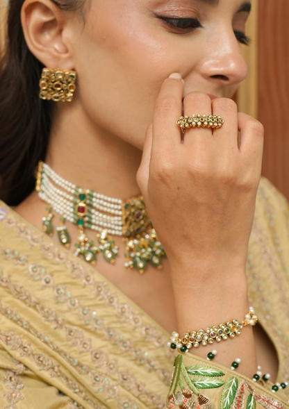 Aabha Navratna Silver Ring